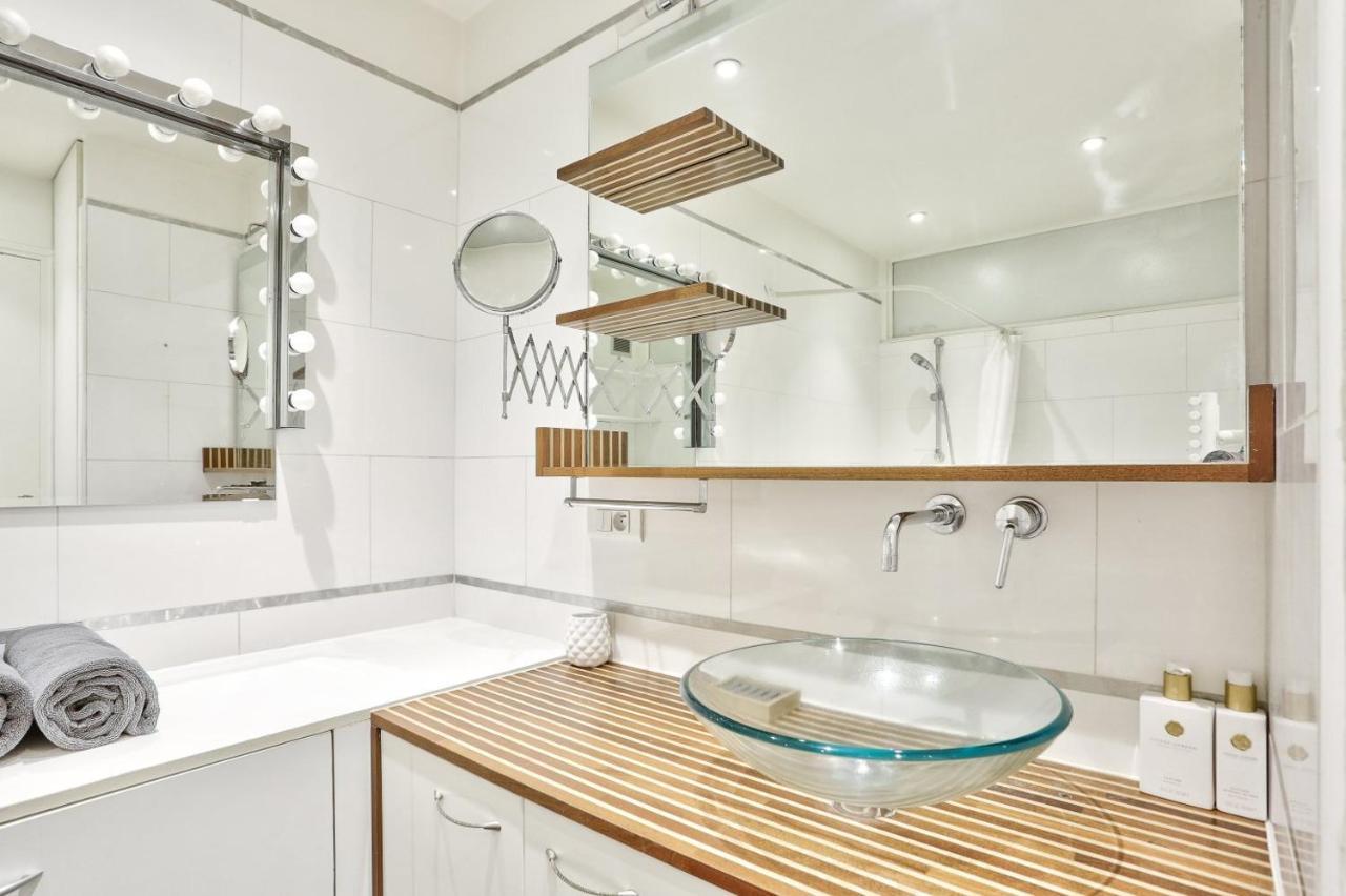 Studio - Appartement Quartier Montmartre Free Netflix Parigi Esterno foto